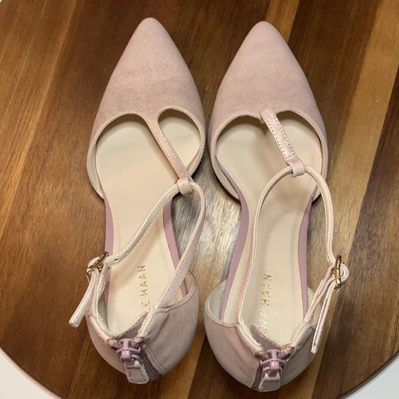 Cole Haan Prieta Pump - Picture 3 of 14